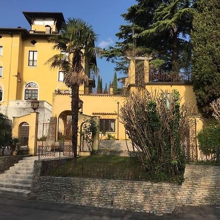 Villa Callas Divina シルミオーネ エクステリア 写真
